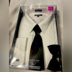 2XL formal tuxedo shirt with bow tie, necktie and cuff links
